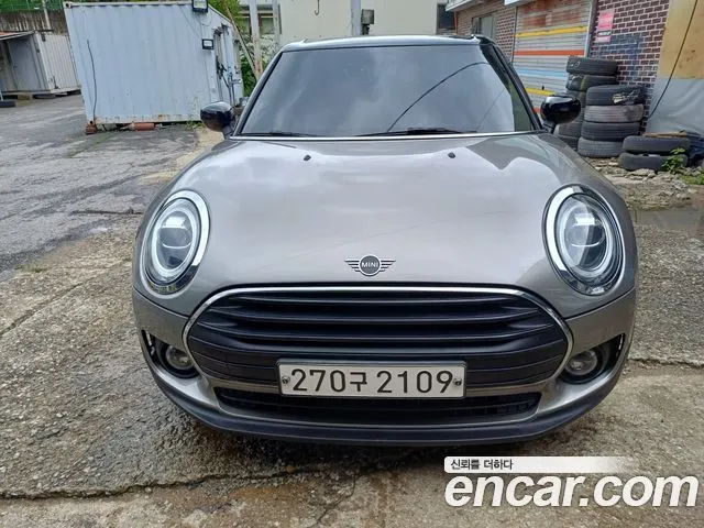 MINI COOPER CLUBMAN 2020