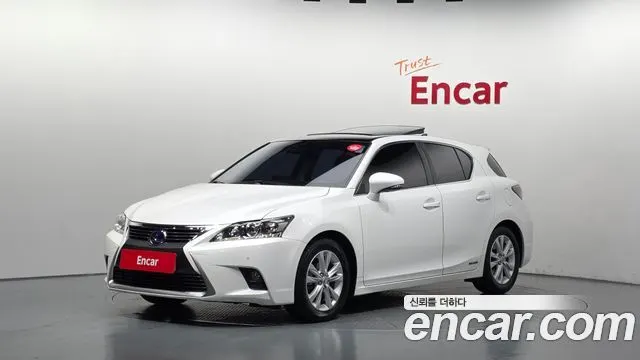 LEXUS CT200H — из Кореи под ключ