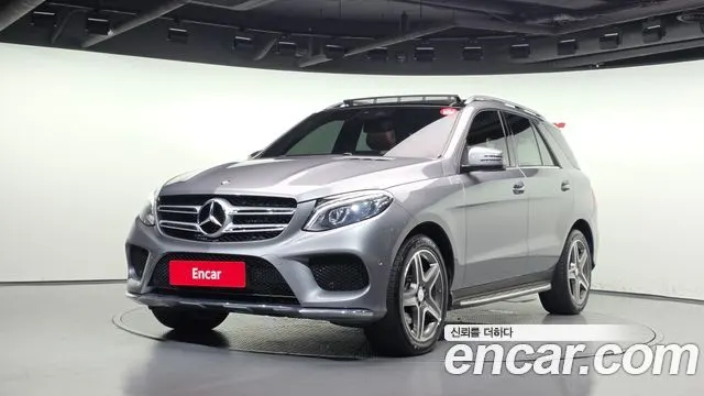 MERCEDES-BENZ GLE-CLASS W166 2016
