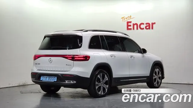 MERCEDES-BENZ EQB X243 — из Кореи под ключ