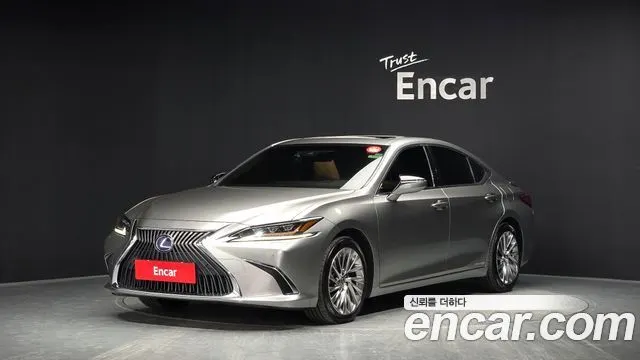 LEXUS ES300H — из Кореи под ключ