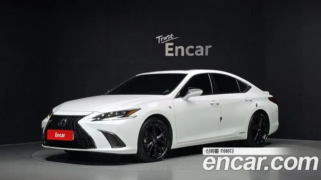 LEXUS ES300H — из Кореи под ключ