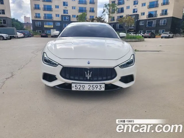 MASERATI GHIBLI 2018