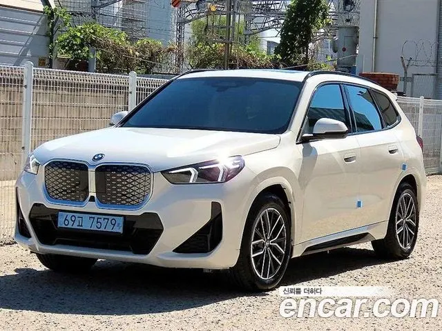 BMW IX1 — из Кореи под ключ