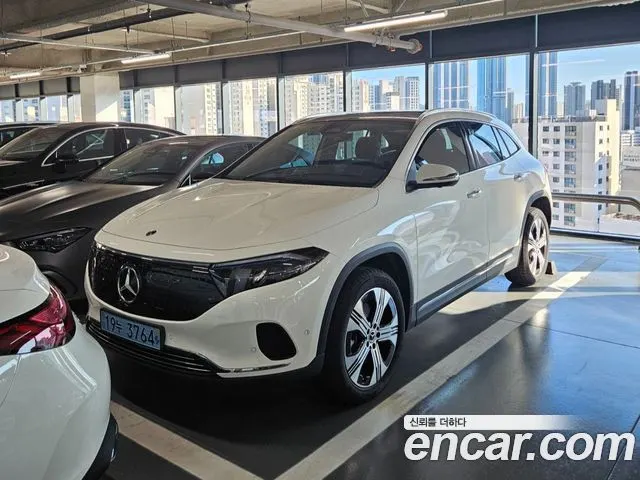 MERCEDES-BENZ EQA H243 2026