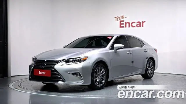LEXUS ES300H — из Кореи под ключ