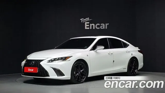LEXUS ES300H — из Кореи под ключ