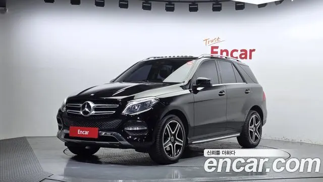 MERCEDES-BENZ GLE-CLASS W166 2016