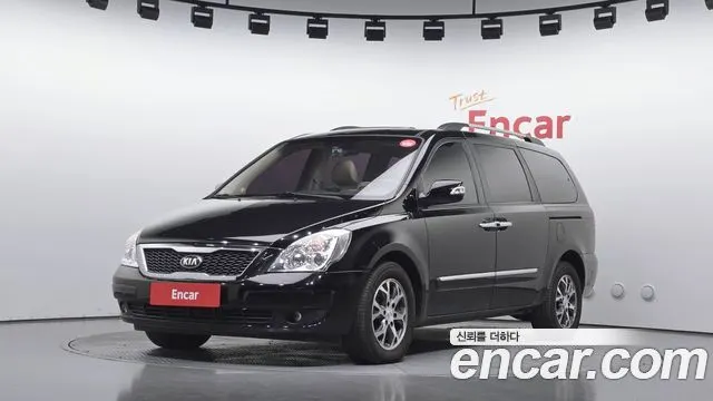KIA CARNIVAL R 2014
