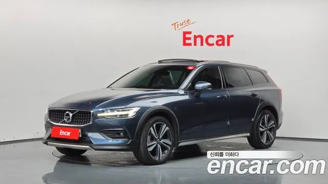 VOLVO V60 CROSS COUNTRY — из Кореи под ключ