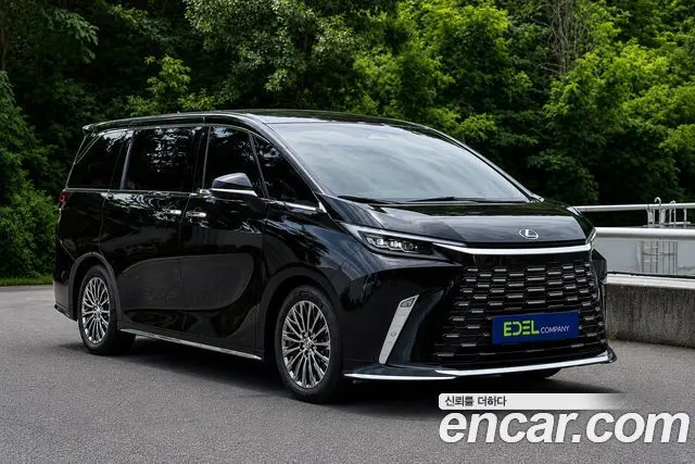 LEXUS LM — из Кореи под ключ