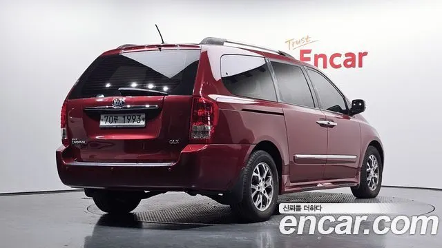 KIA CARNIVAL R 2014