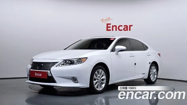 LEXUS ES300H — из Кореи под ключ