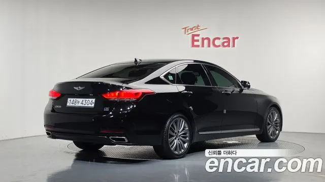 HYUNDAI GENESIS DH — из Кореи под ключ