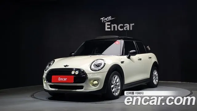 MINI COOPER D 2018