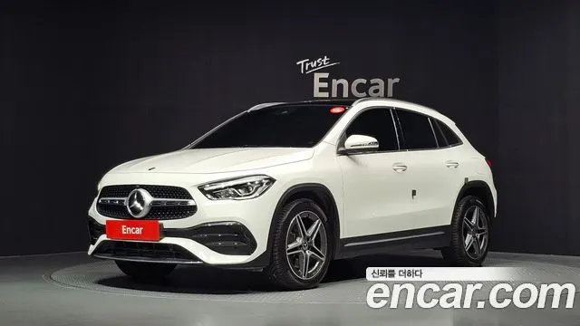 MERCEDES-BENZ GLA-CLASS H247 2020