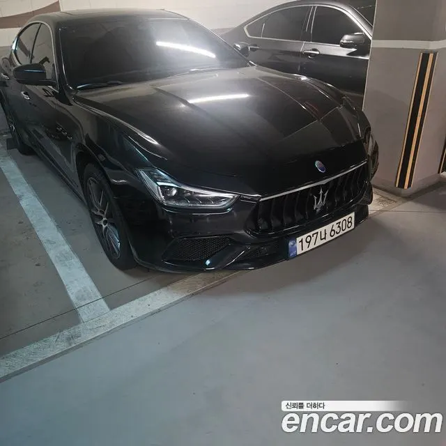 MASERATI GHIBLI 2018
