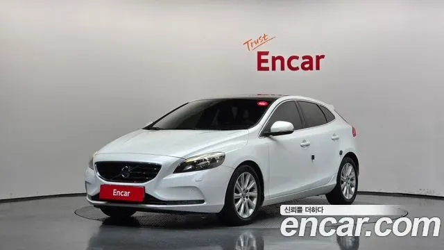 VOLVO V40 — из Кореи под ключ