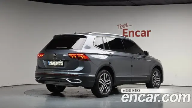 VOLKSWAGEN TIGUAN ALLSPACE — из Кореи под ключ