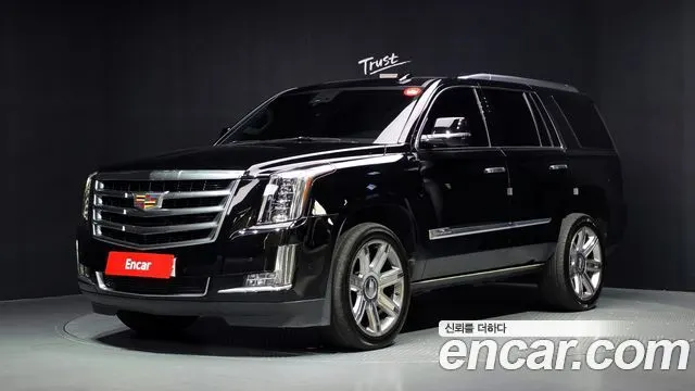 CADILLAC ESCALADE 2017