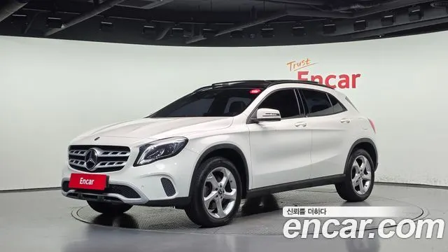 MERCEDES-BENZ GLA-CLASS X156 2018