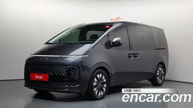 HYUNDAI STARIA — из Кореи под ключ