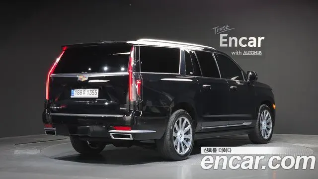 CADILLAC ESCALADE 2024