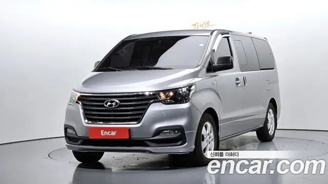 HYUNDAI GRAND STAREX — из Кореи под ключ