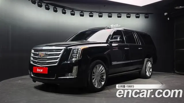 CADILLAC ESCALADE 2017