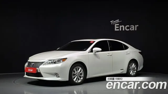 LEXUS ES300H — из Кореи под ключ