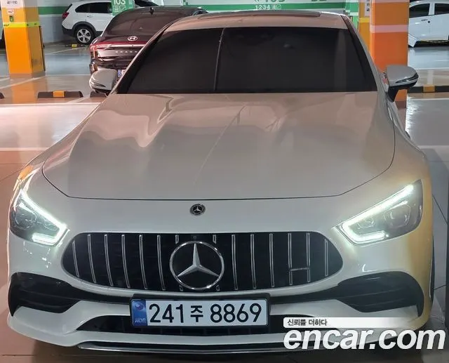 MERCEDES-BENZ AMG GT 2023