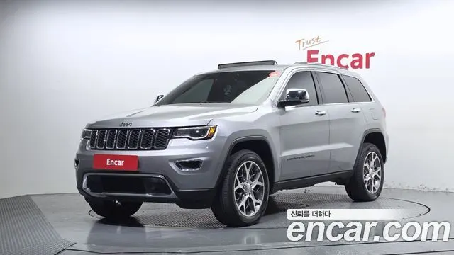 JEEP GRAND CHEROKEE 2021