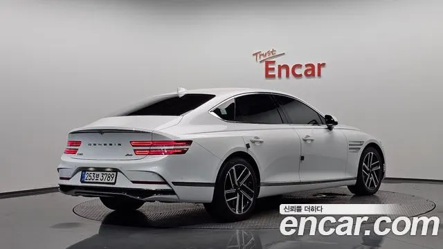 GENESIS G80 — из Кореи под ключ