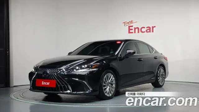 LEXUS ES300H — из Кореи под ключ