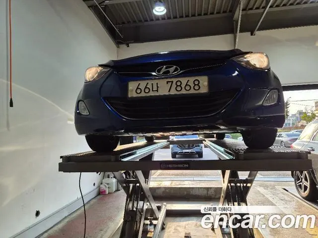 HYUNDAI AVANTE — из Кореи под ключ