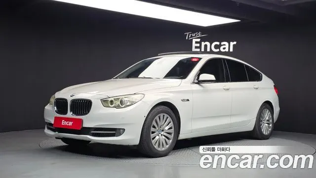 BMW 5 SERIES GT 2011