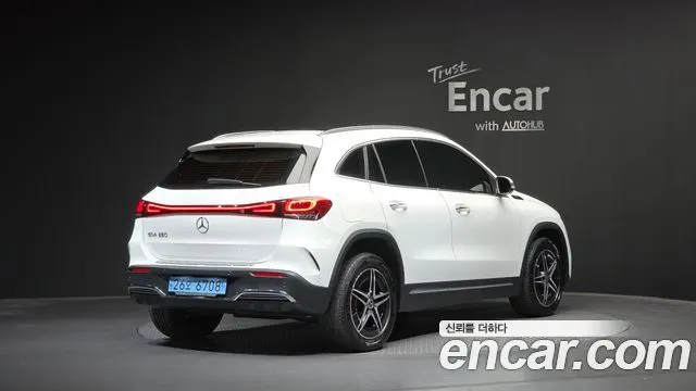 MERCEDES-BENZ EQA H243 2022