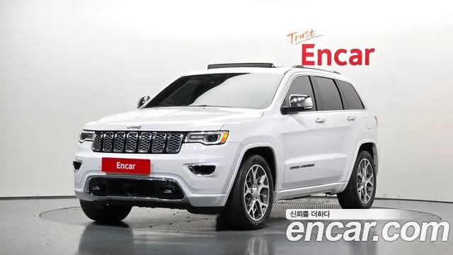 JEEP GRAND CHEROKEE 2021