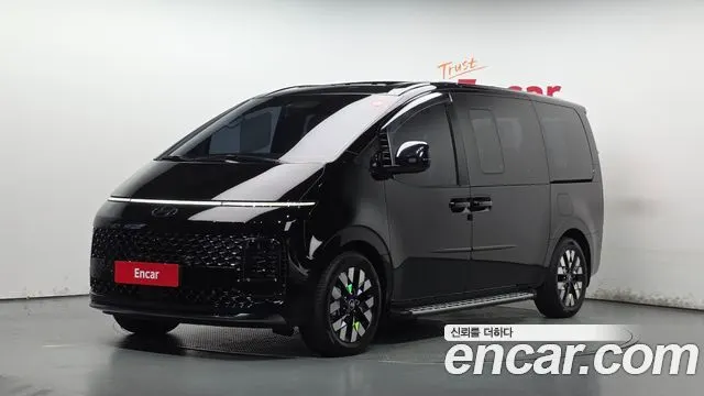 HYUNDAI STARIA — из Кореи под ключ