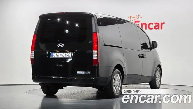 HYUNDAI STARIA — из Кореи под ключ