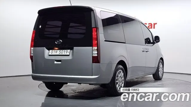 HYUNDAI STARIA — из Кореи под ключ