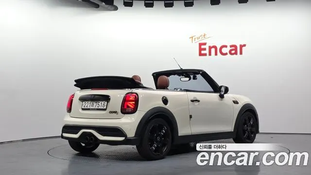 MINI COOPER S CONVERTIBLE — из Кореи под ключ