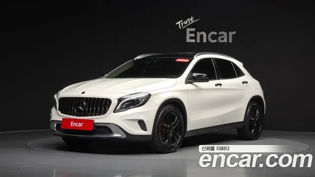 MERCEDES-BENZ GLA-CLASS X156 2016