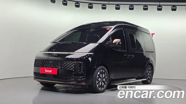 HYUNDAI STARIA — из Кореи под ключ
