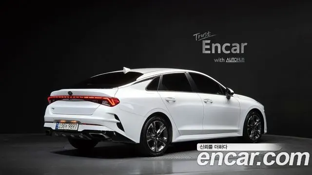 KIA K5 — из Кореи под ключ