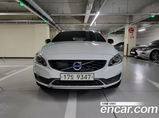 VOLVO V60 CROSS COUNTRY — из Кореи под ключ