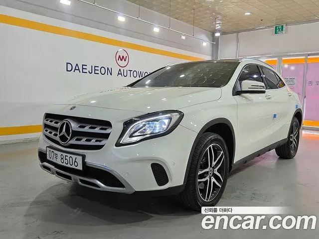 MERCEDES-BENZ GLA-CLASS X156 2018