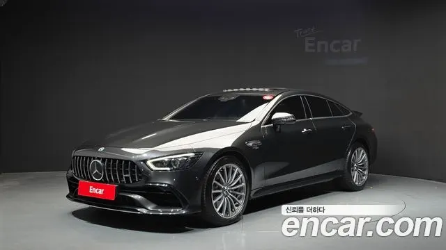 MERCEDES-BENZ AMG GT 2021