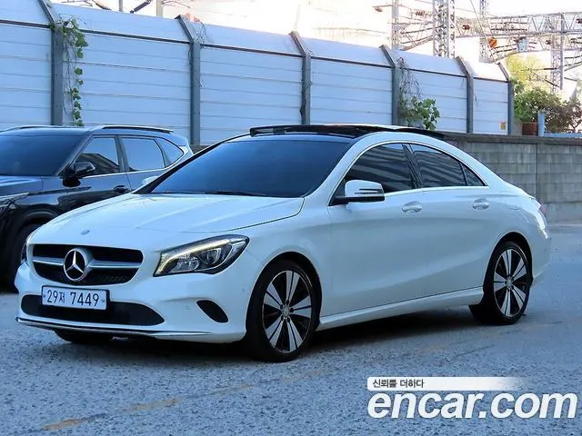 MERCEDES-BENZ CLA-CLASS C117 2017