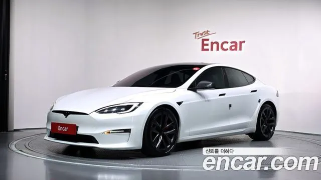 TESLA MODEL S 2023 — из Кореи под ключ